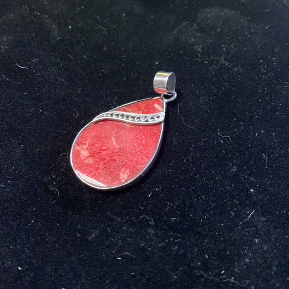 Sponge Coral Pendant in Sterling Silver - Picture 7 of 8